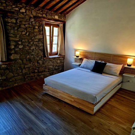 Agriturismo Il Castello Villa Borgo a Mozzano Exteriör bild