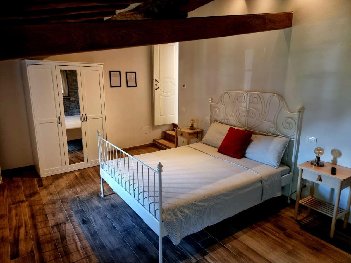 Agriturismo Il Castello Villa Borgo a Mozzano Exteriör bild